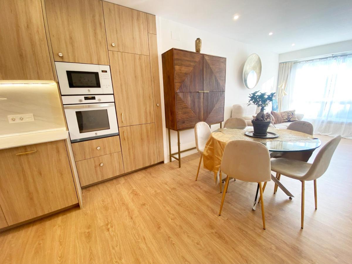 Miramar Luxurious Flat, 3 Double Rooms, Free Parking, Terrace, Completely New San Sebastián Exterior foto